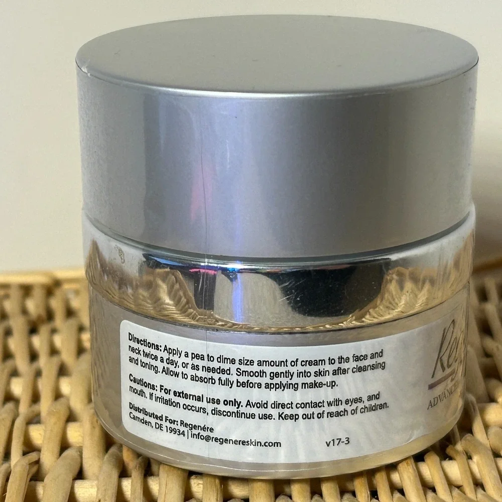 Regenere Advanced Facial Complex 1 oz -Face Firming Peptides Anti-Aging Skincare